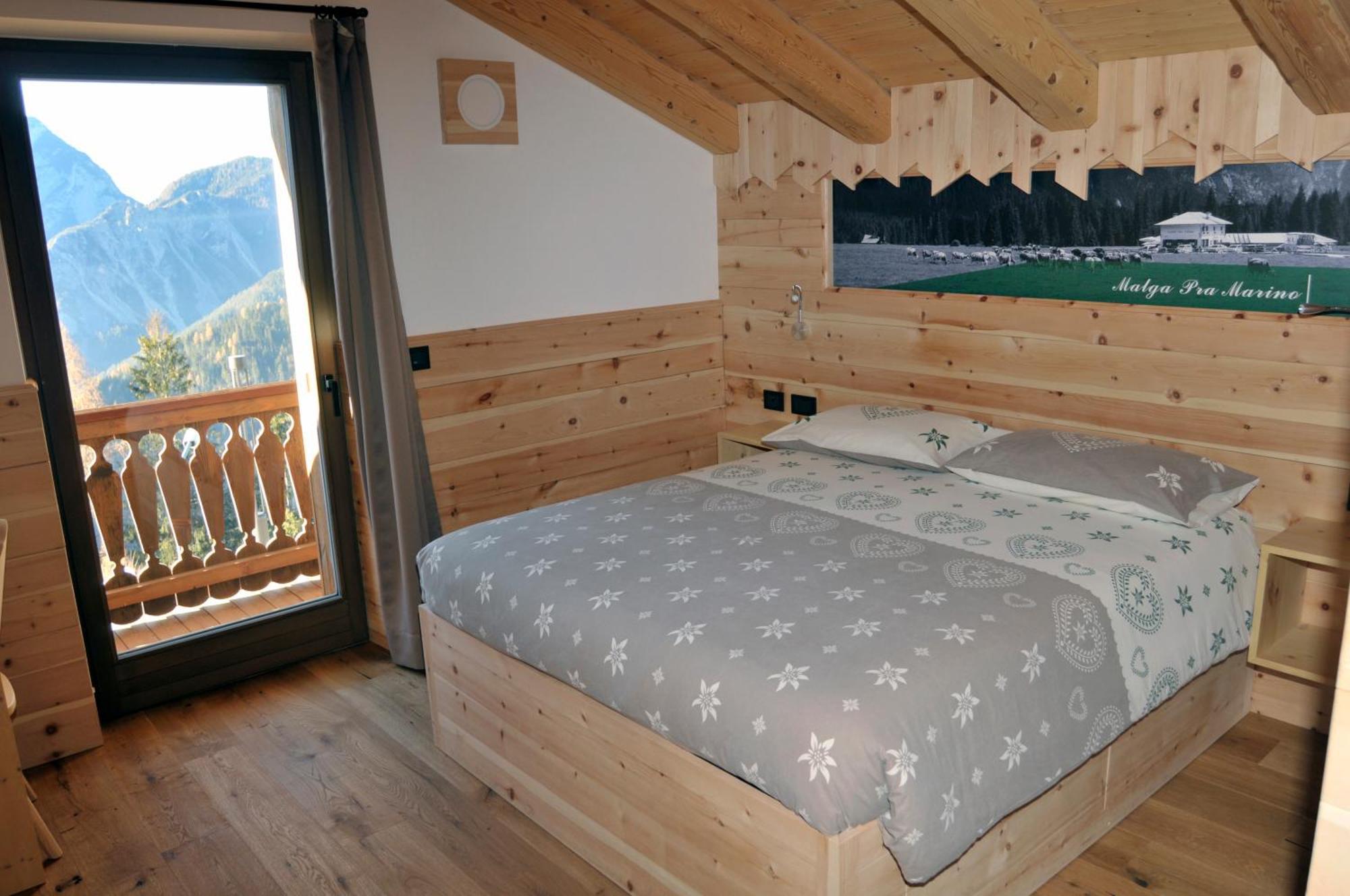 Locanda La Baita Santo Stefano Di Cadore Exteriör bild
